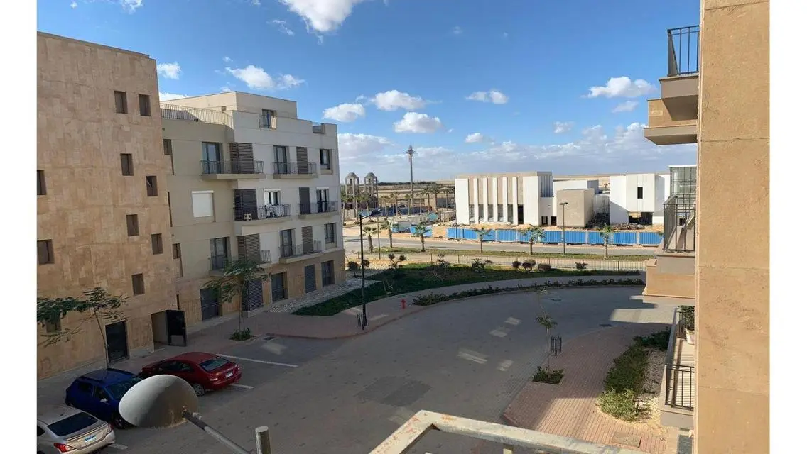 شقة فاخرة بالإيجار مع إطلالة ساحرة
