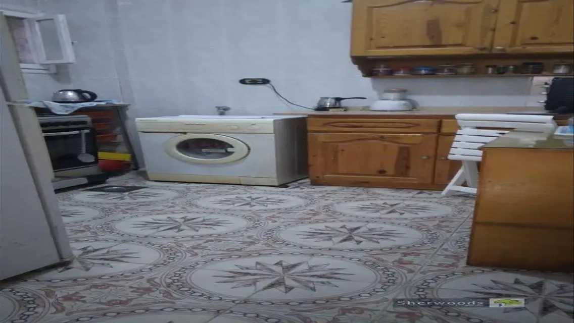 شقة فاخرة للبيع بمساحة 200 متر