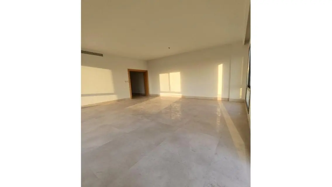 Luxury Apartment for Sale with Ample Space