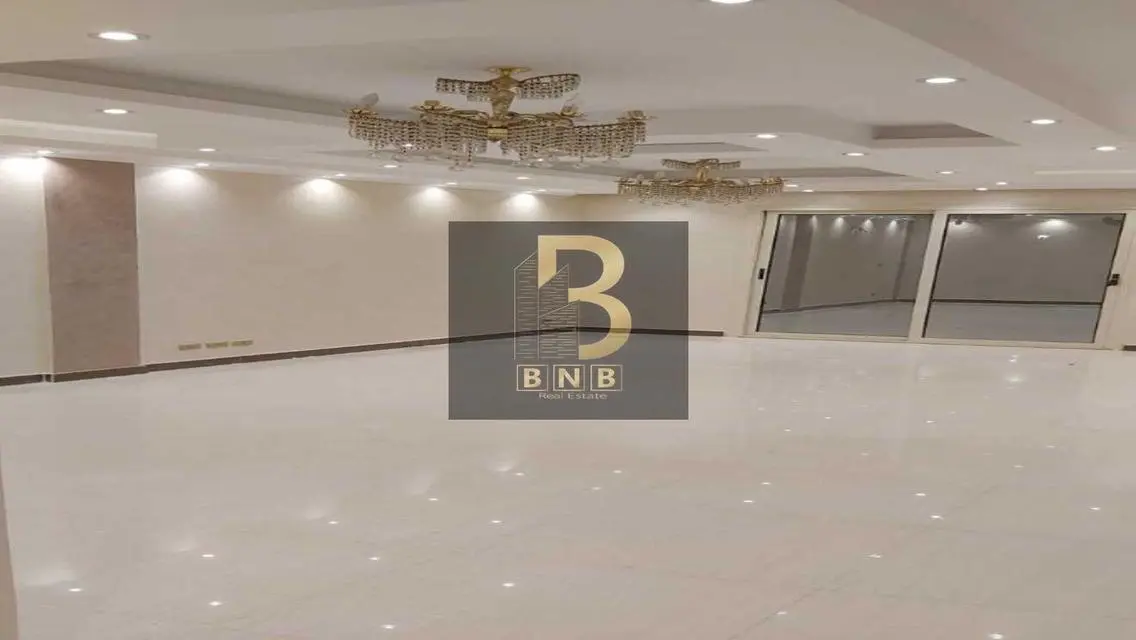 Luxury Apartment for Sale with 350m2 in a Scenic Area