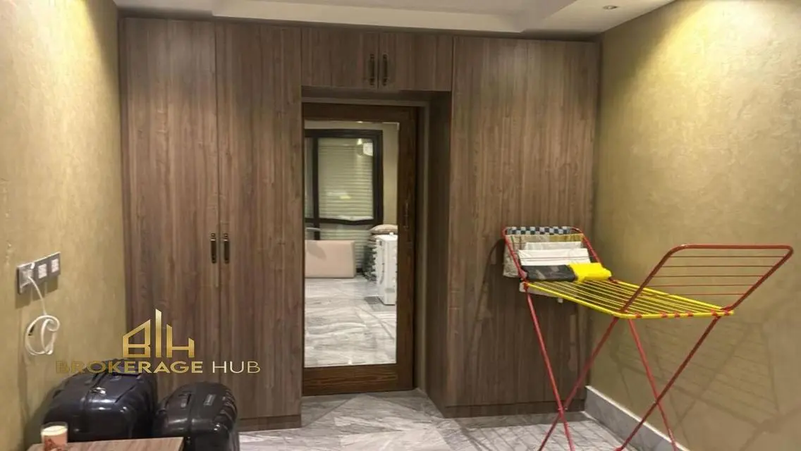 Luxurious Property in the Heart of the City with Exceptional Amenities
