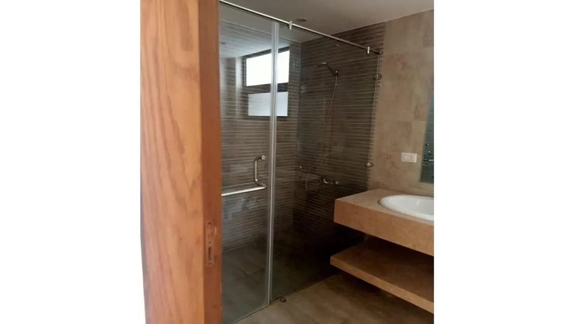 Luxury Apartment with Exclusive Amenities