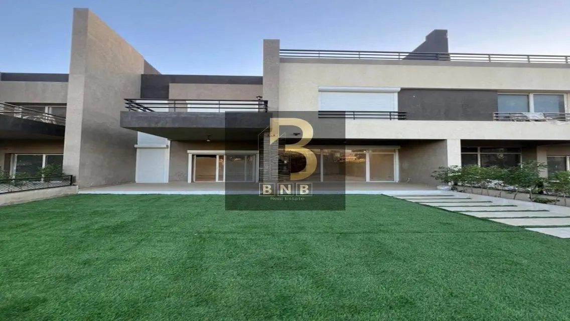 Stunning Villa with Premium Amenities in Prime Location