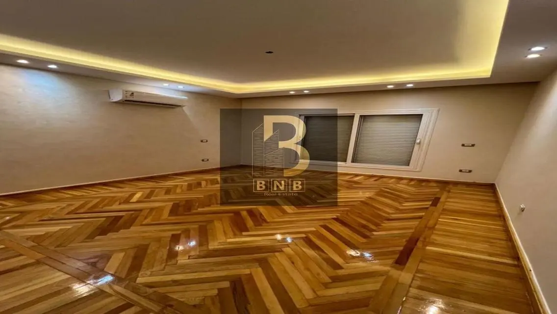 Stunning Villa with Premium Amenities in Prime Location