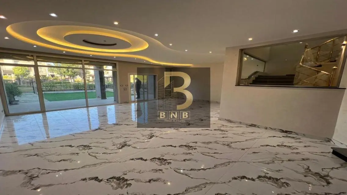 Stunning Villa with Premium Amenities in Prime Location