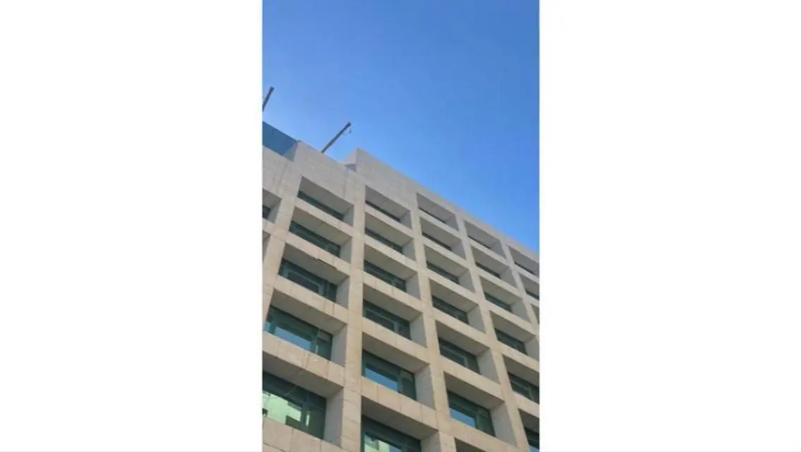 عقار فاخر بموقع متميز