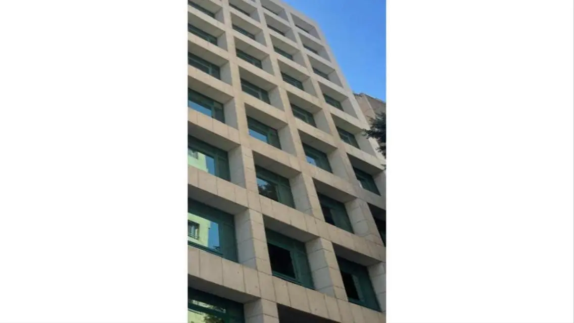 عقار فاخر بموقع متميز