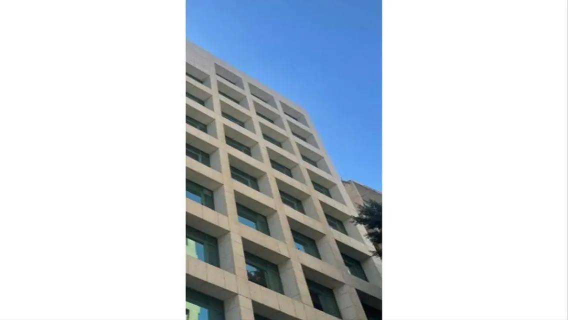 عقار فاخر بموقع متميز