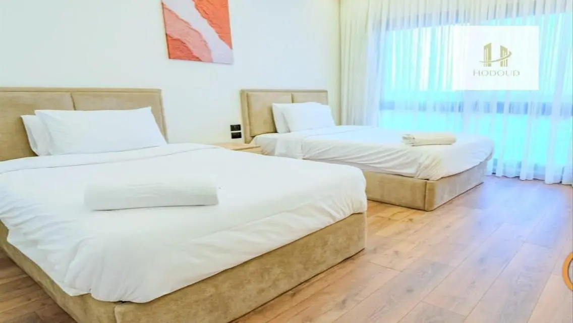 Stylish Apartment for Sale with Central Air Conditioning and Security