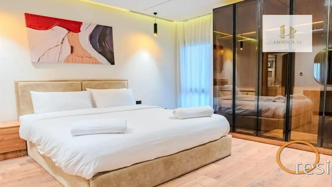 Stylish Apartment for Sale with Central Air Conditioning and Security