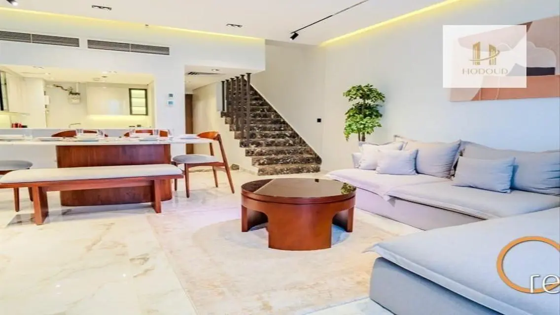 Stylish Apartment for Sale with Central Air Conditioning and Security
