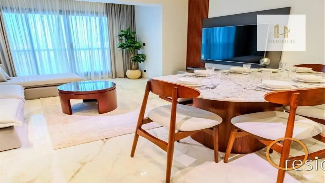Stylish Apartment for Sale with Central Air Conditioning and Security