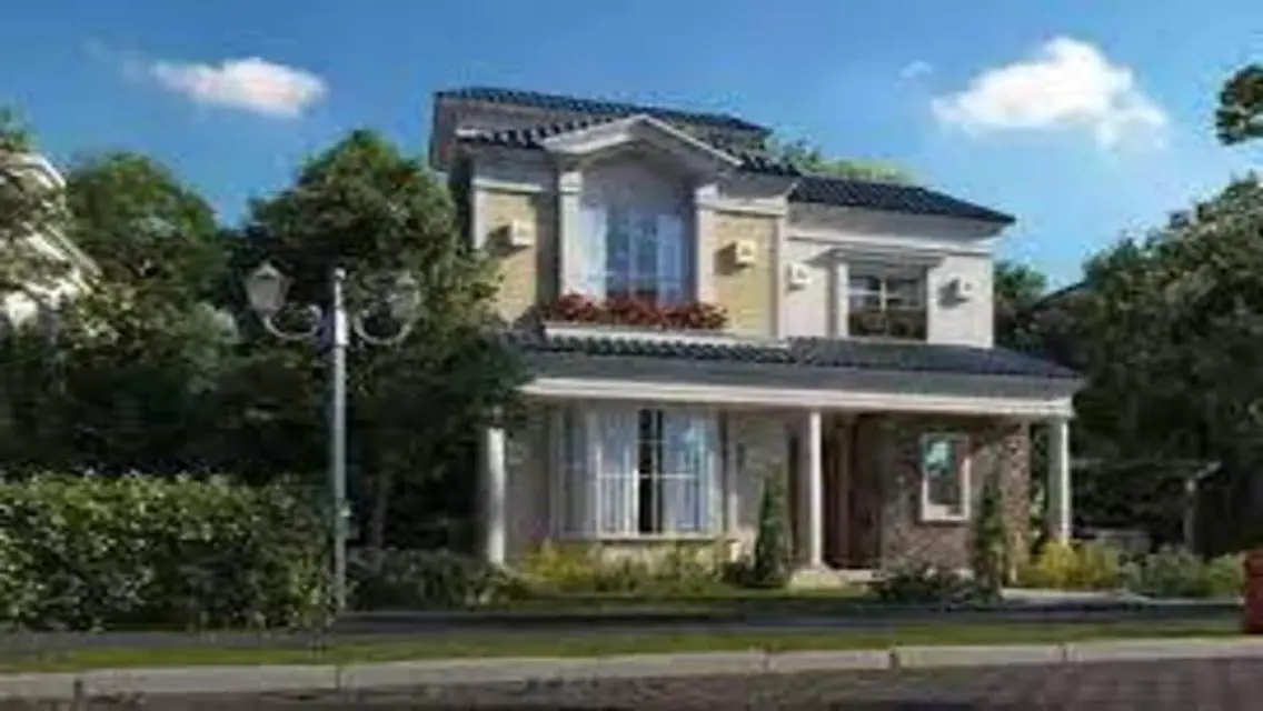 Luxurious 4-Bedroom Apartment with Garden and Pool