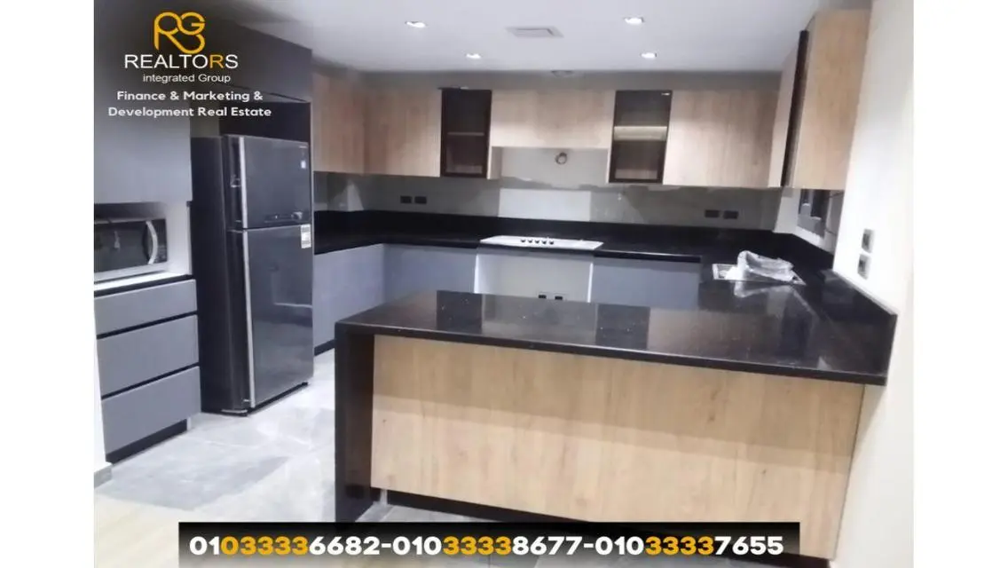شقة فاخرة للبيع بإطلالة مميزة