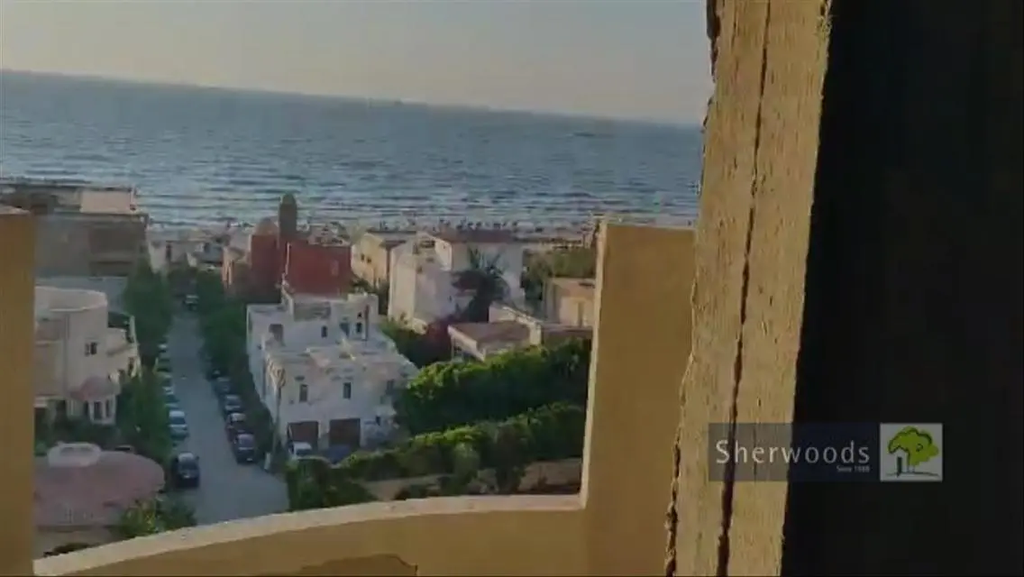 فيلا فاخرة بإطلالة على البحيرات