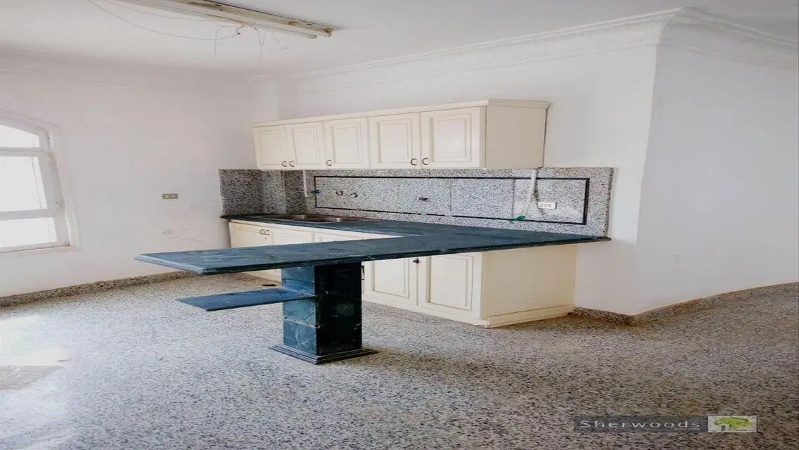 Luxurious Palace for Sale with Stunning Lakeside View