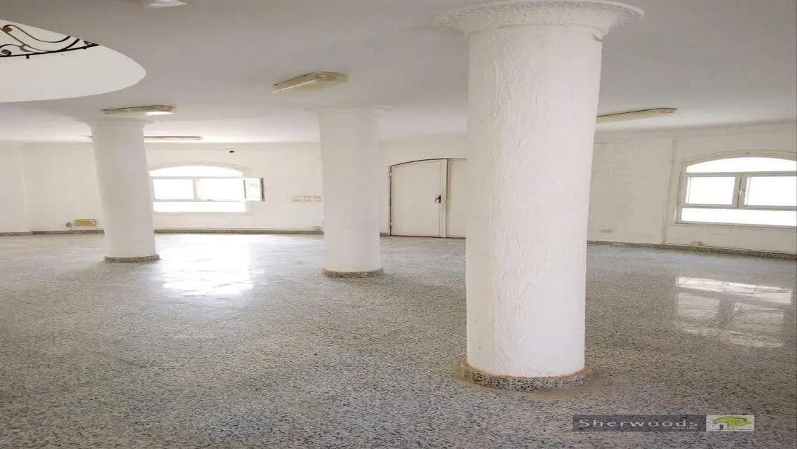 Luxurious Palace for Sale with Stunning Lakeside View