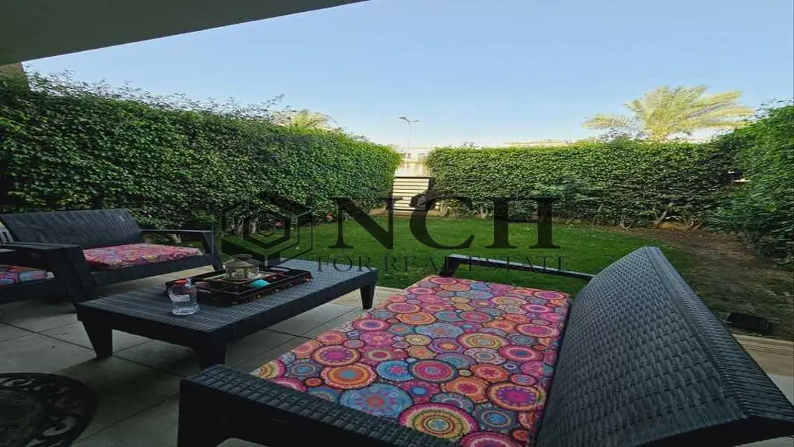 Luxury Villa with Spacious Living and Full Amenities -164-
