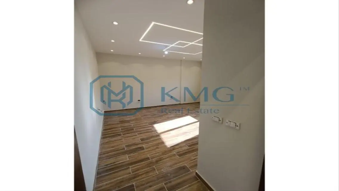 Stunning Apartment for Sale at On-The-Run-410
