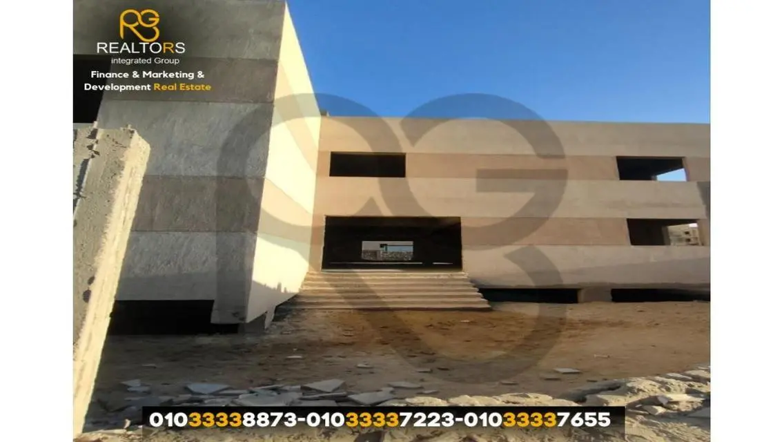 شقة فاخرة في بالم هايتس بمساحة 630 متر