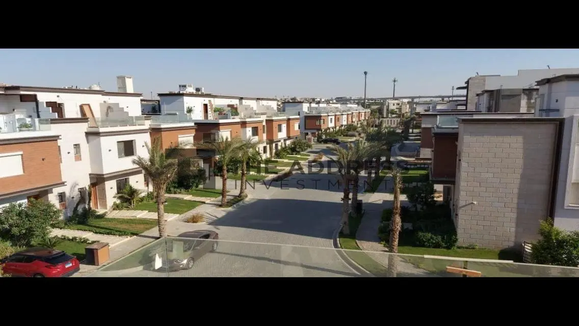 Luxury Villa for Sale in Azzar 68 - New Cairo