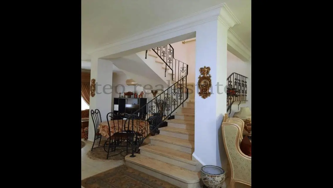 Luxury Villa for Sale in the Heart of the City