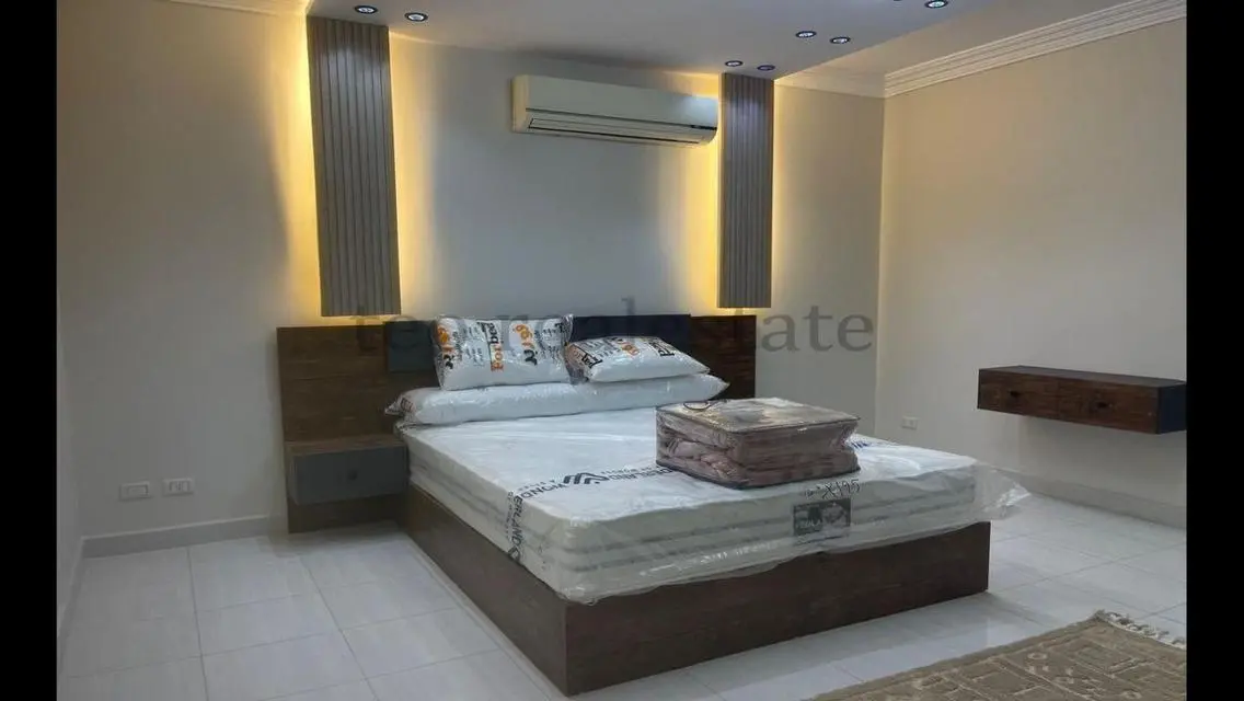Stunning Apartment with Private Garden and Pool