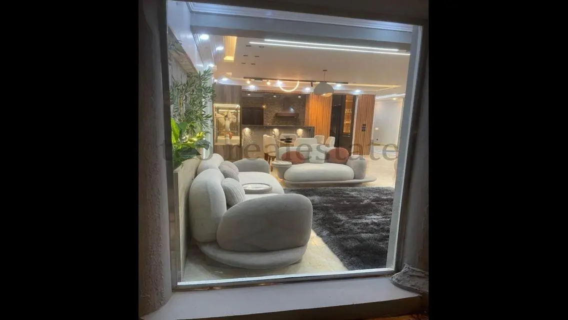 Stunning Apartment with Private Garden and Pool