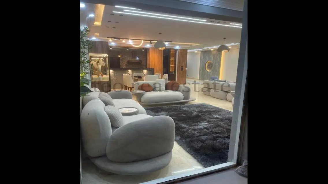 Stunning Apartment with Private Garden and Pool