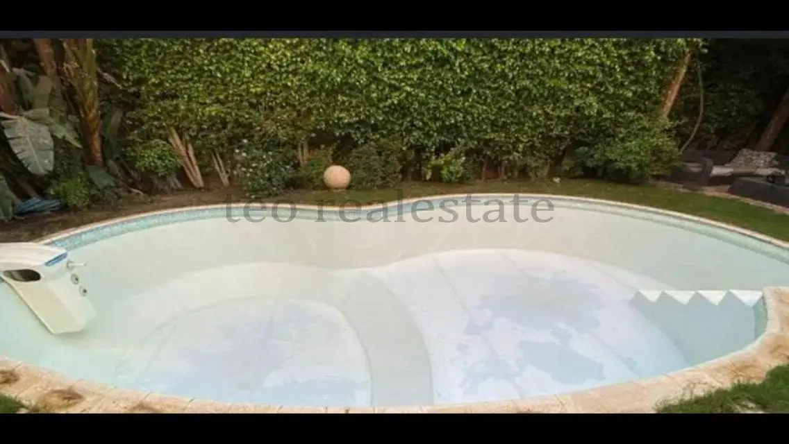 wide villa for rent empty in rehab