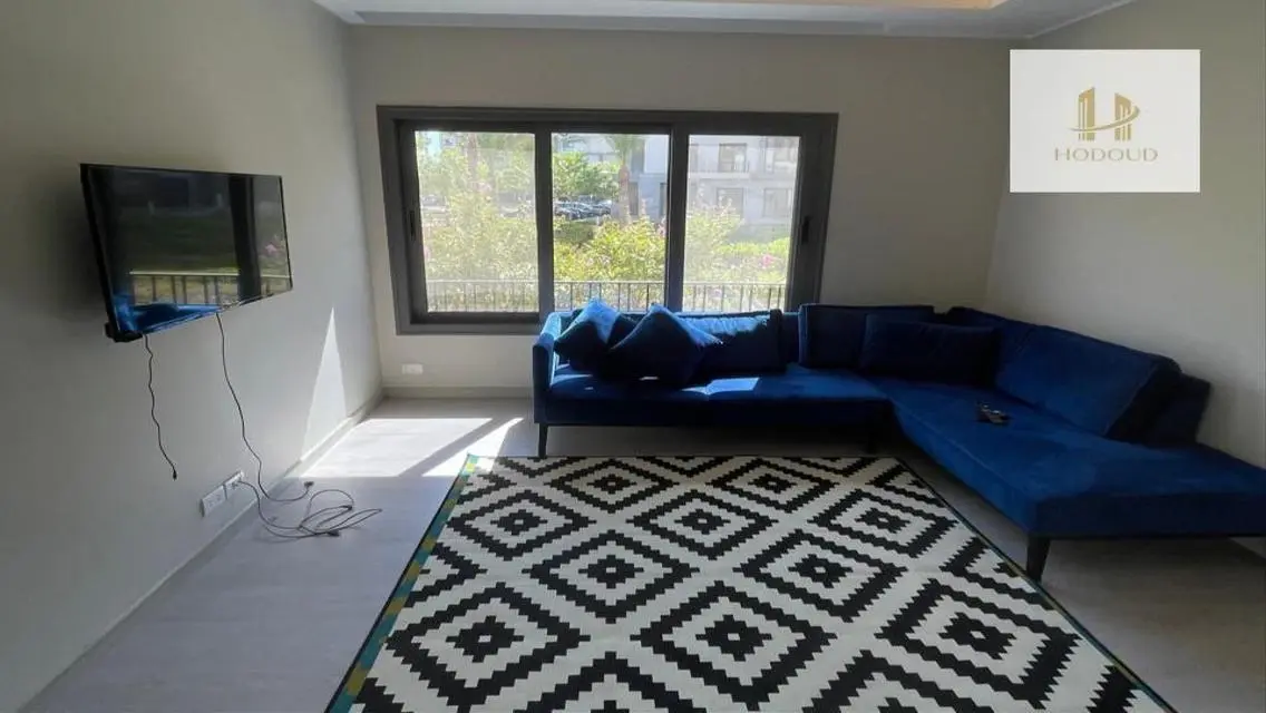 Furnished duplex for rent in Eastown Parks