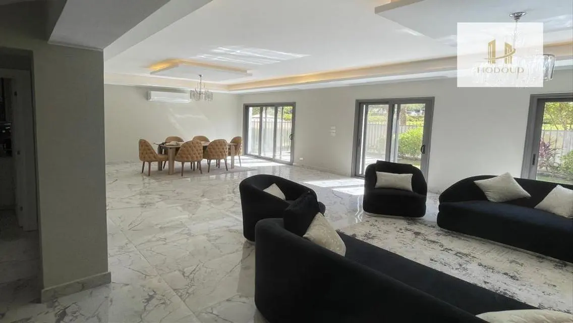 Furnished duplex for rent in Eastown Parks