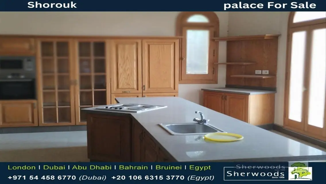 A large palace for sale in Shorouk City