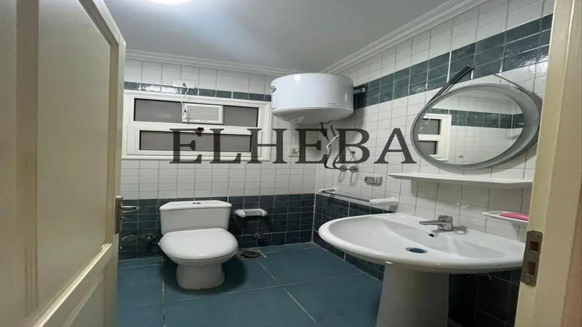 The best furnished studio in front of service area