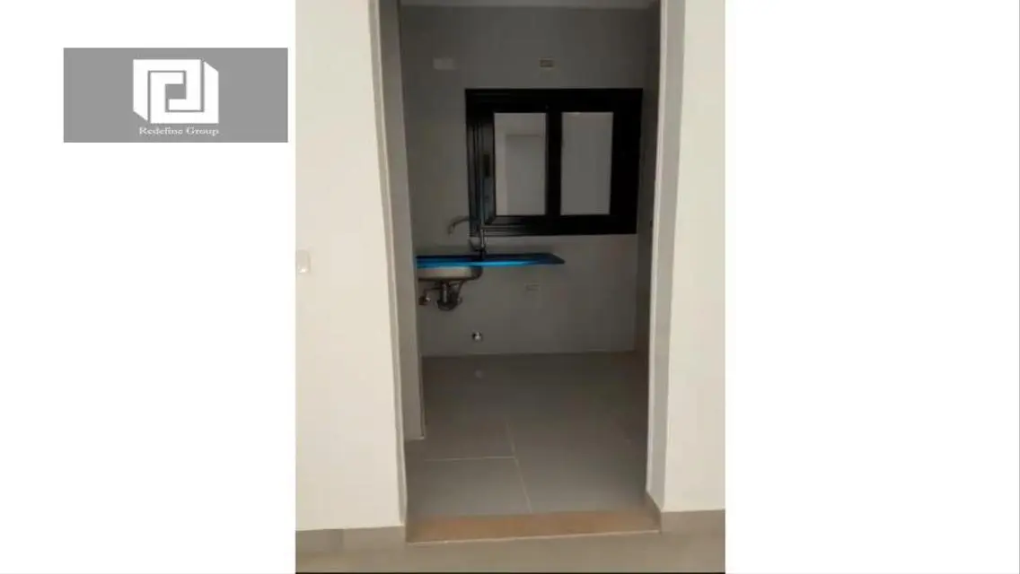 شقة للبيع في كومبوند بريفادو في مدينتي فيو بحيرات