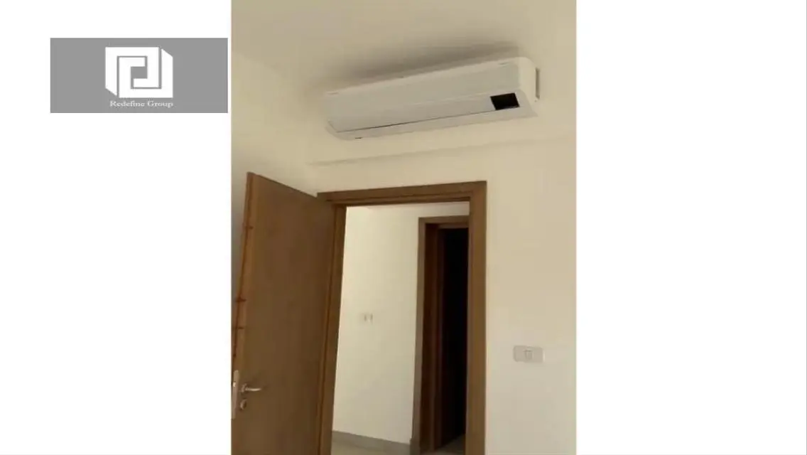 شقة للبيع في كومبوند بريفادو في مدينتي فيو بحيرات