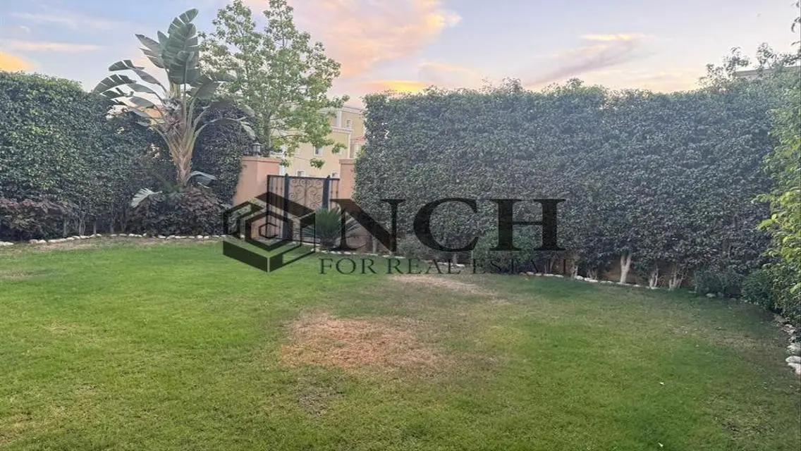 LUXURIOUS TWINHOUSE 310M FOR RENT, FULLY FURNISHED