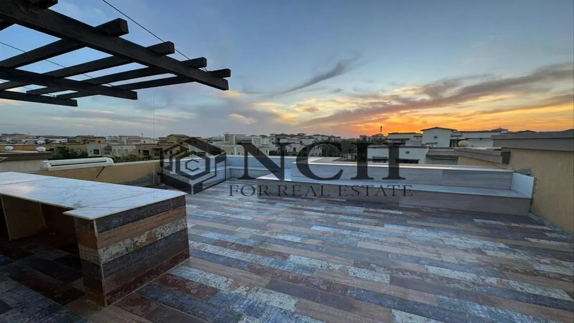 LUXURIOUS TWINHOUSE 310M FOR RENT, FULLY FURNISHED
