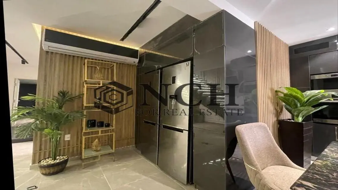 PENTHOUSE 169M FOR SALE | PRIME LOCATION LAKE VIEW