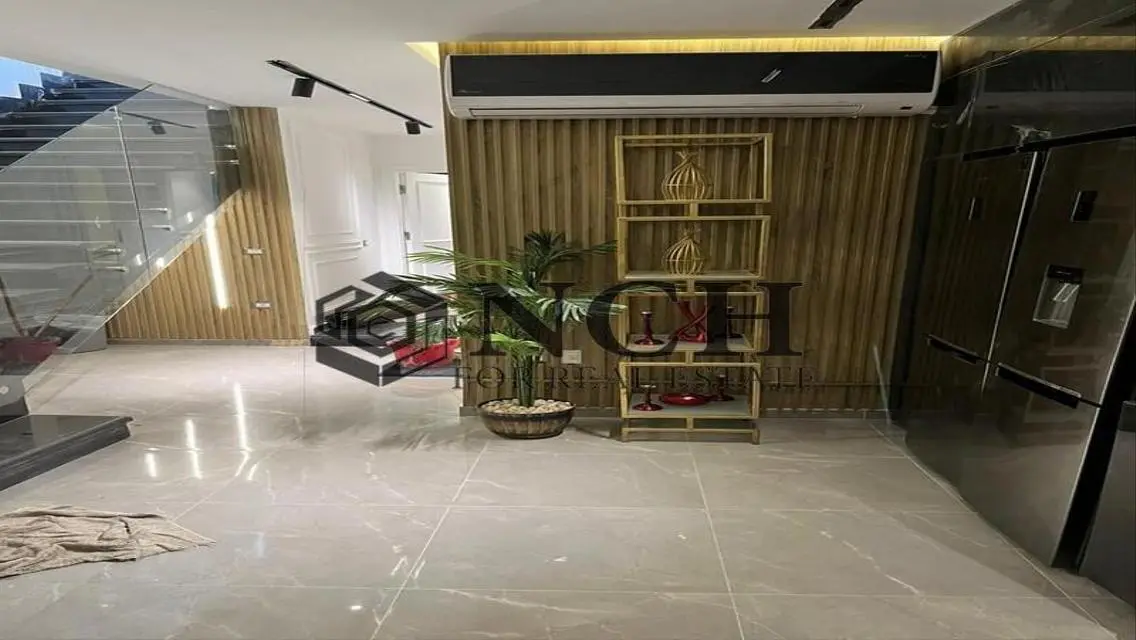 PENTHOUSE 169M FOR SALE | PRIME LOCATION LAKE VIEW