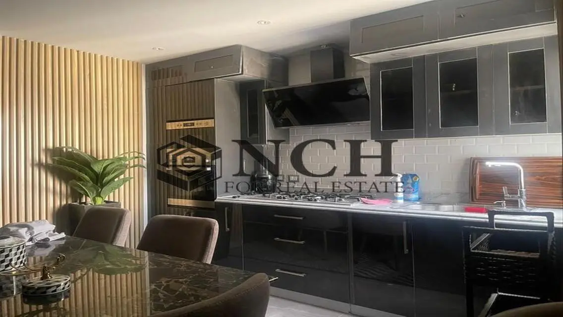 PENTHOUSE 169M FOR SALE | PRIME LOCATION LAKE VIEW