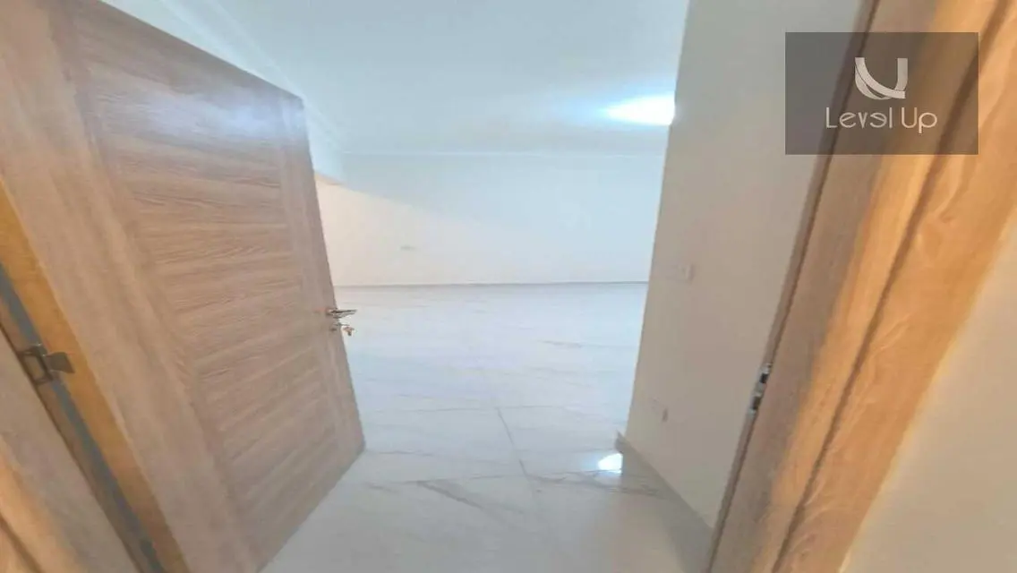 Luxurious Apartment for Rent with Spacious Layout