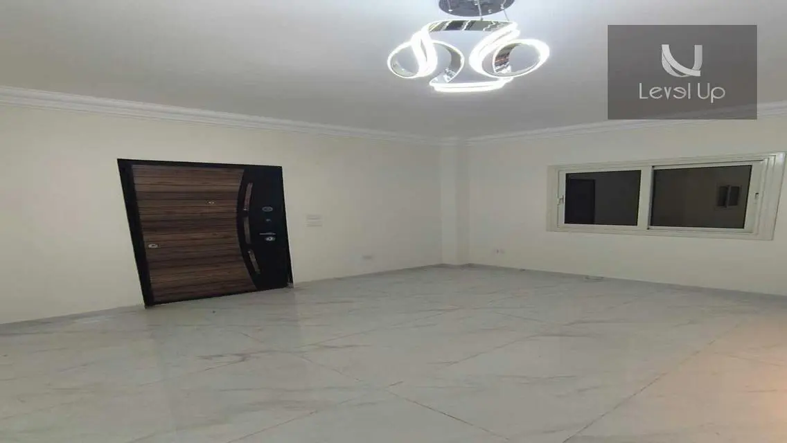 Luxurious Apartment for Rent with Spacious Layout