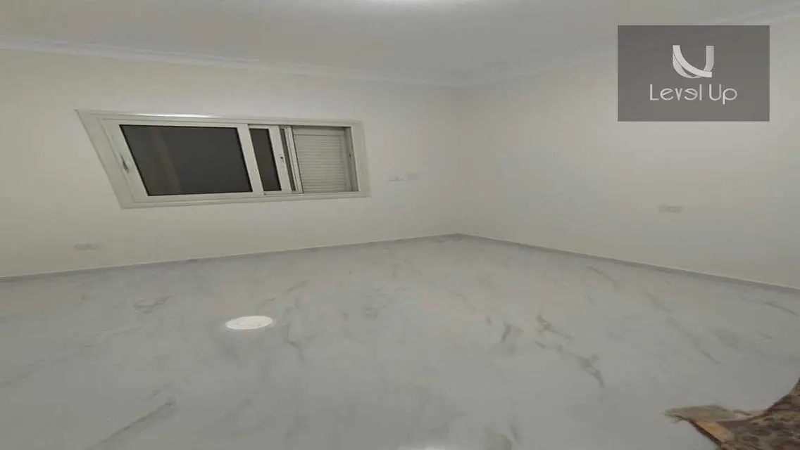 Luxurious Apartment for Rent with Spacious Layout