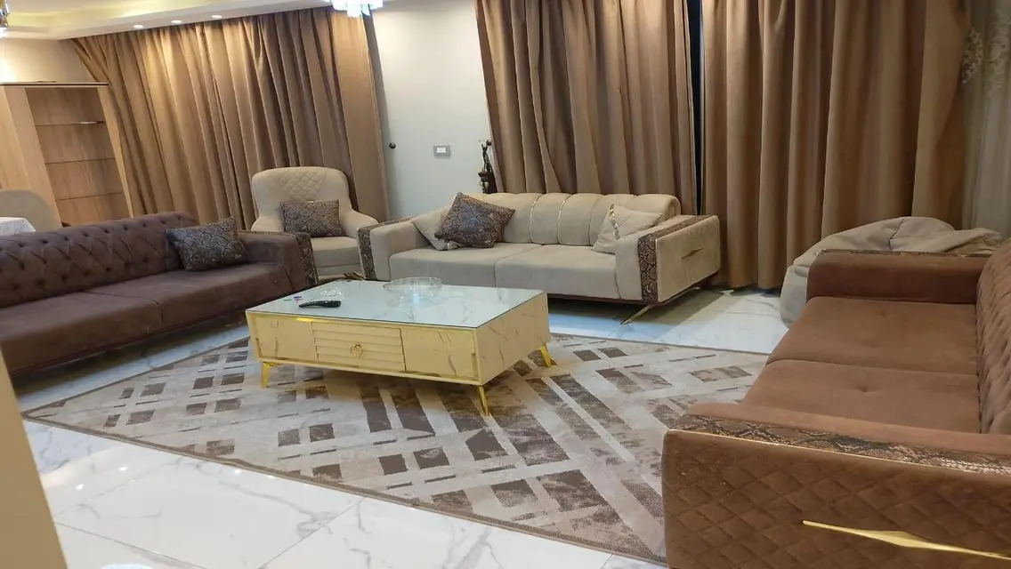 شقة فندقيه مفروشة تشطيب فندقي بالدقي
