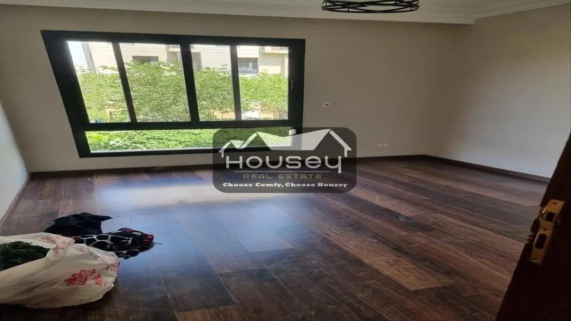 Fully-furnished Modern Style -Apt. for Rent - Eastown