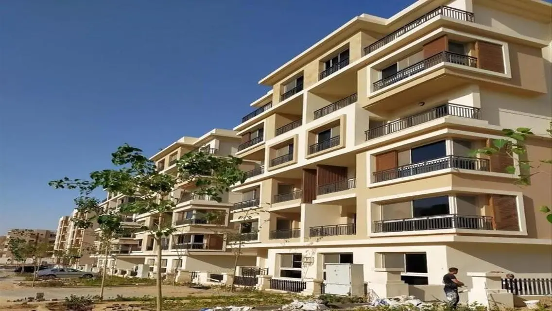 Studio 65m for sale in small garden 31m