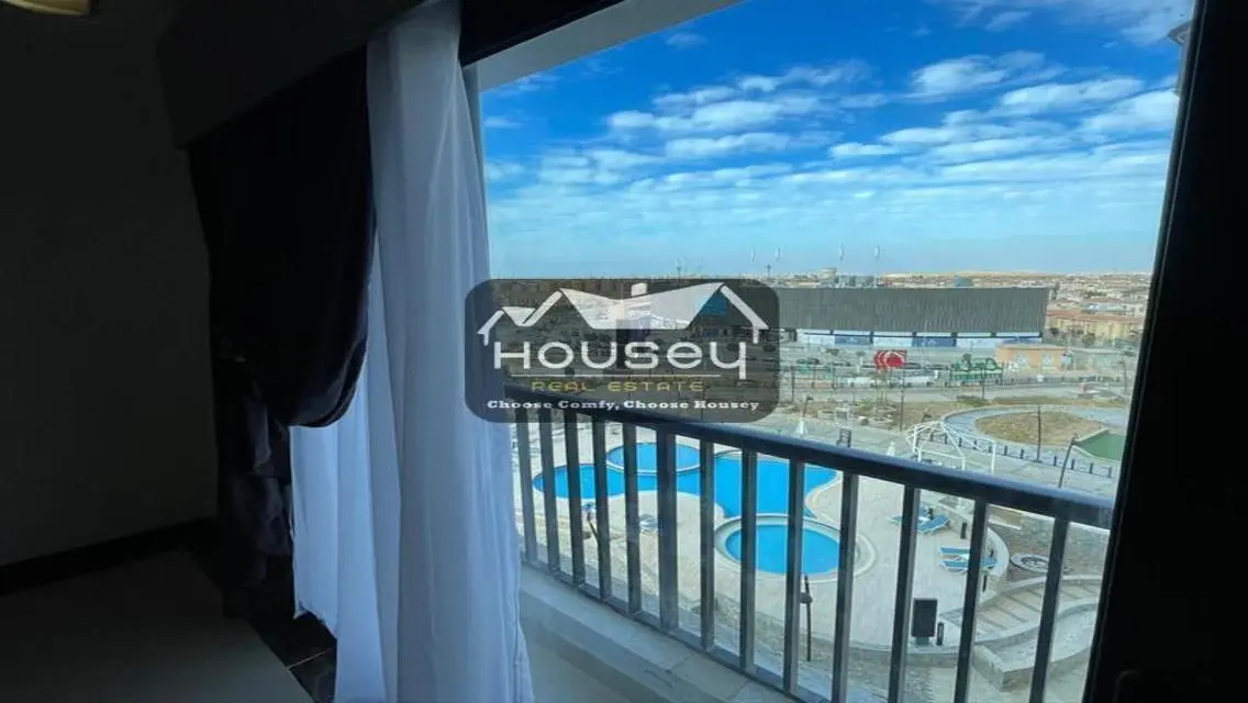 Pool view - Beautiful - Modern-furnished duplex in Porto New Cairo