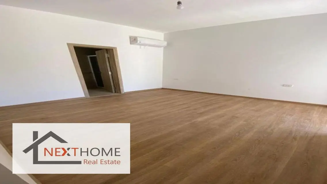 Prime location apartment155m Fifth Square Al Mara