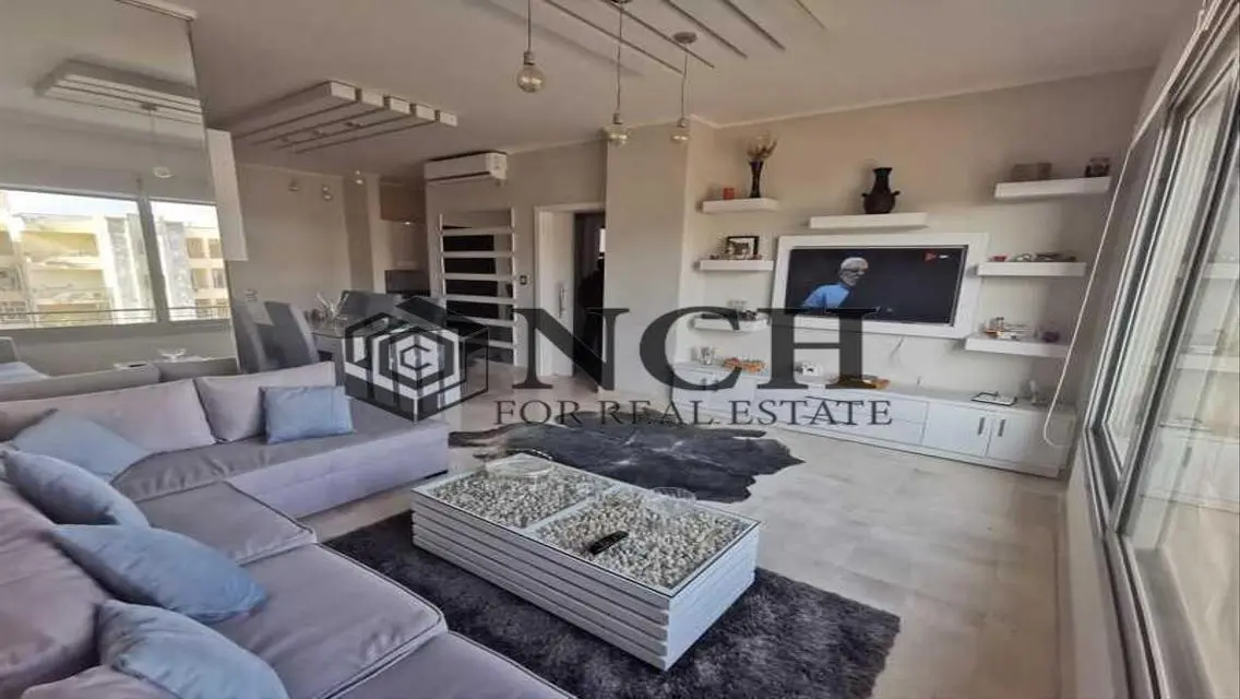MODERN STUDIO 90M FOR RENT, FULLY FURNISHED .